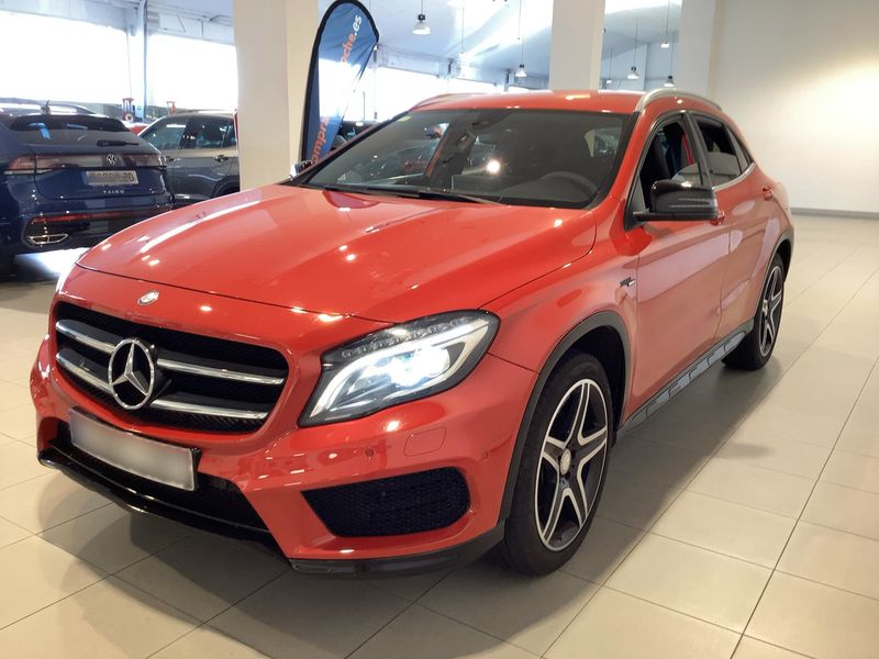 Mercedes-Benz GLA-Klasse GLA 220 d 4Matic AMG Line