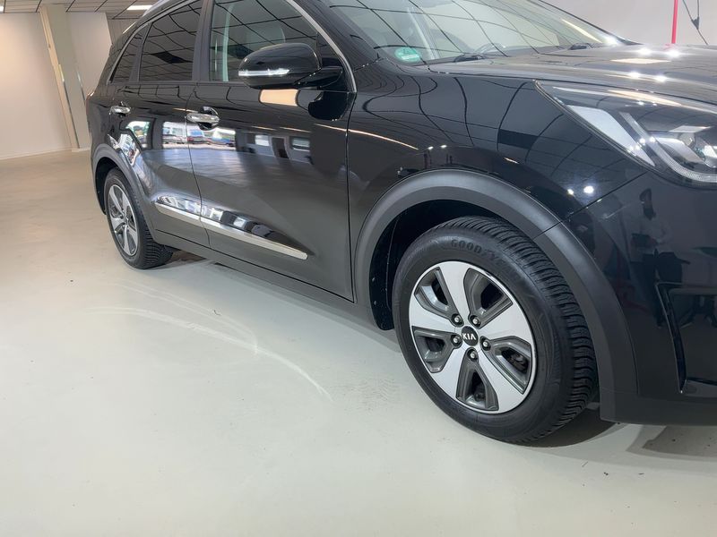Kia Niro 1.6 Plug-in Hybrid Spirit — zdjęcie 8