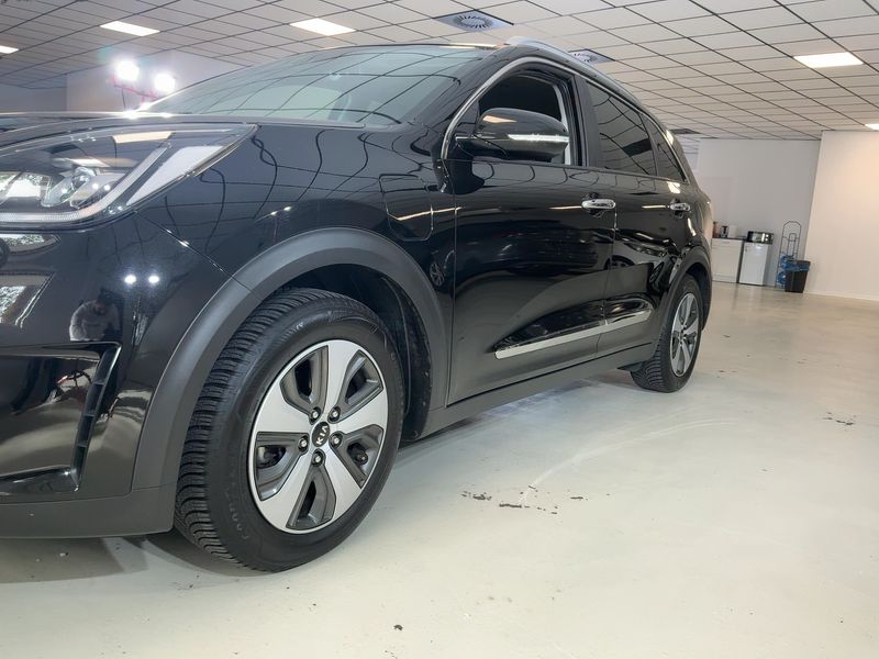 Kia Niro 1.6 Plug-in Hybrid Spirit — zdjęcie 2