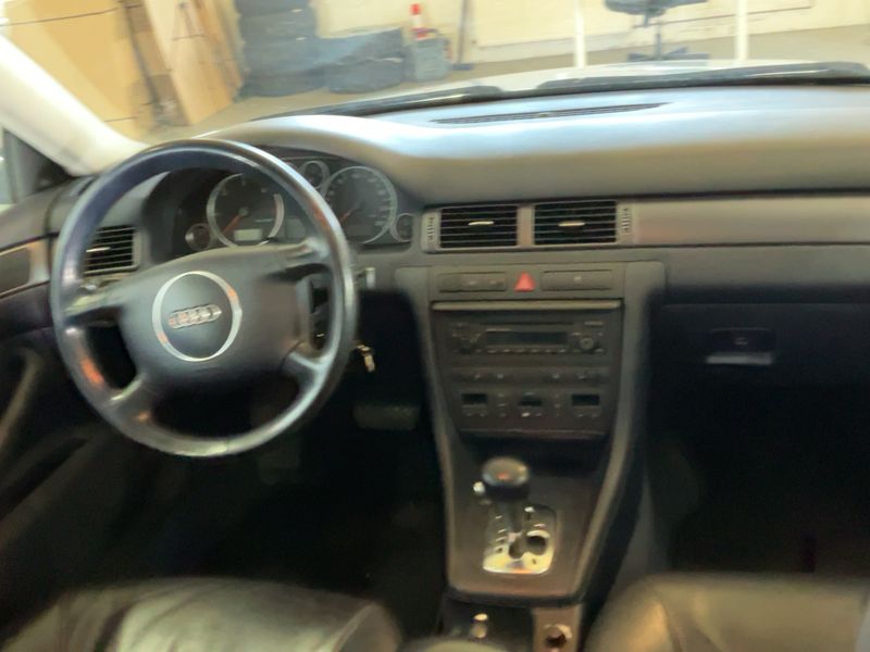 Audi A6 1.9 TDI 2004 – снимка 17