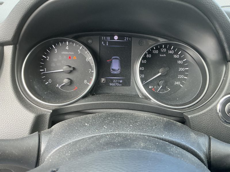 Nissan Qashqai 1.2 Tekna Premium 2018 – снимка 18