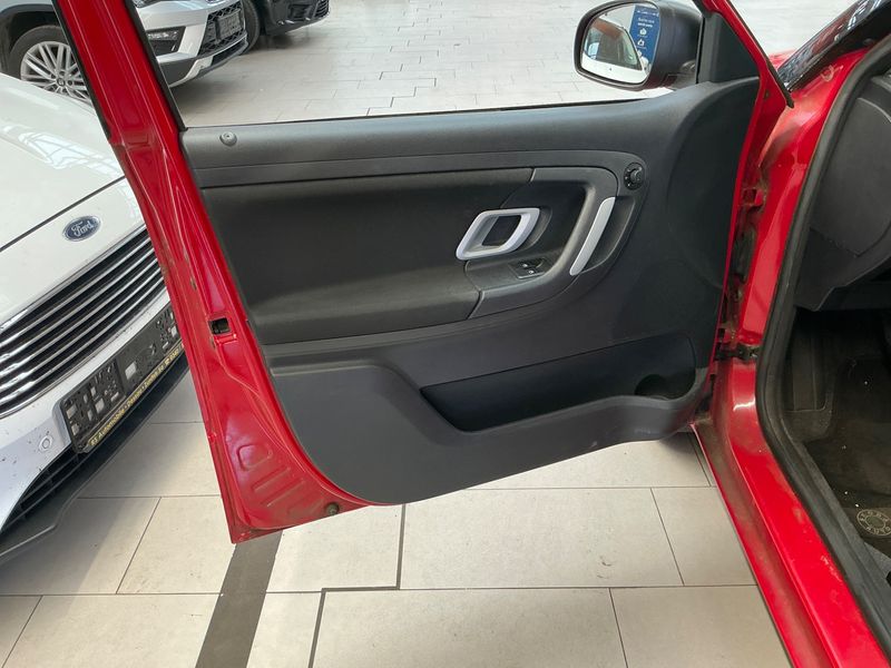 Skoda Fabia 1.4 Ambiente 2009 – снимка 31