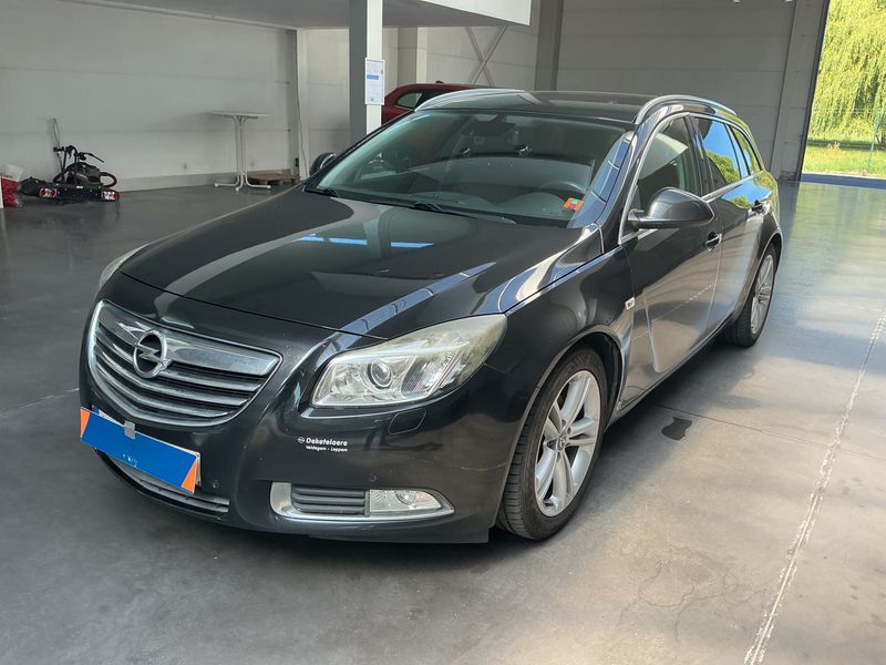 Opel Insignia Sports Tourer 2.0 CDTI Sport