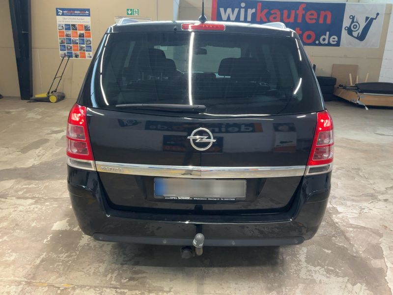 Opel Zafira 1.8 Family Plus 2014 – снимка 7