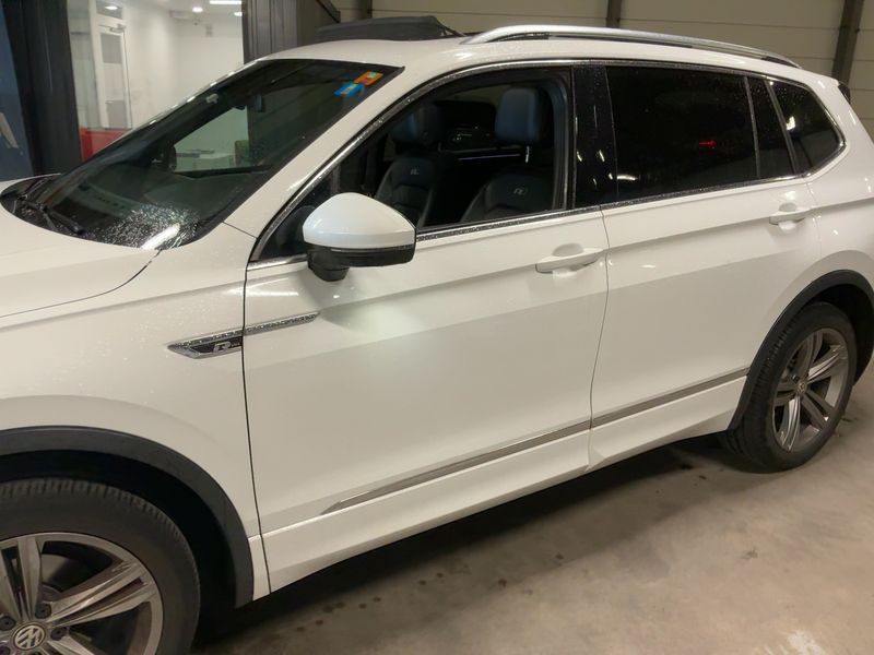 Volkswagen Tiguan Allspace 2.0 TDI Carat — zdjęcie 4