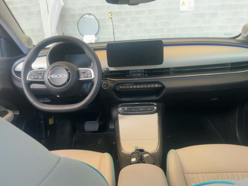 Fiat 600 1.2 Mild-Hybrid La Prima — zdjęcie 12