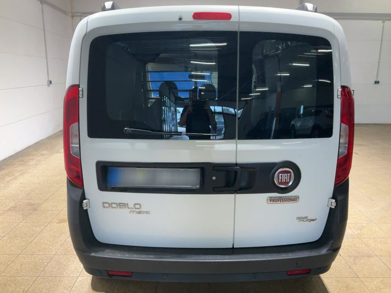 Fiat Doblo 2.0 JTDM SX Maxi Kasten — zdjęcie 5