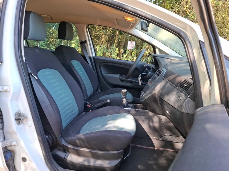 Fiat Grande Punto 1.2 Dynamic — zdjęcie 10