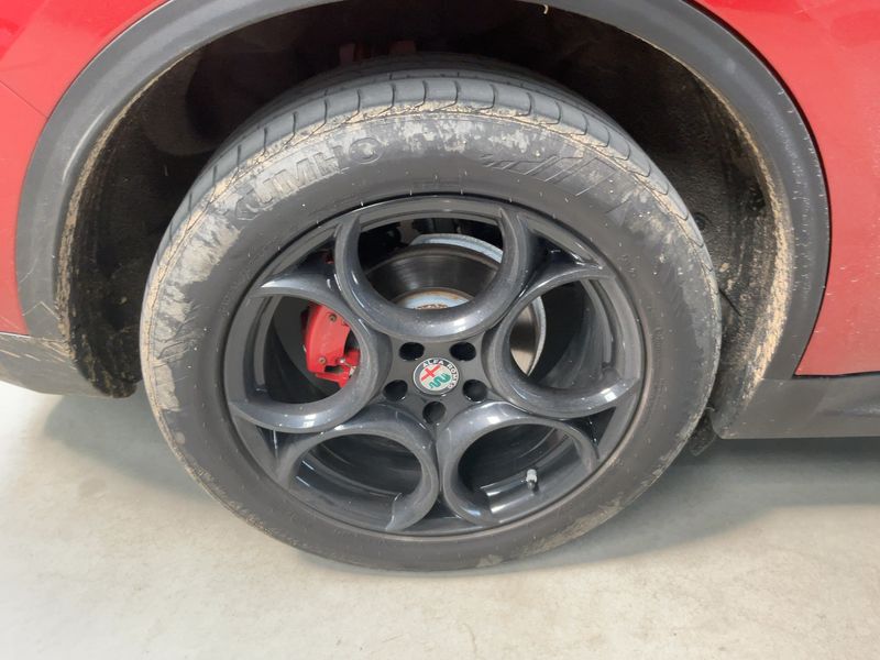 Alfa Romeo Stelvio 2.2 JTDM Super 2WD 2017 – снимка 9