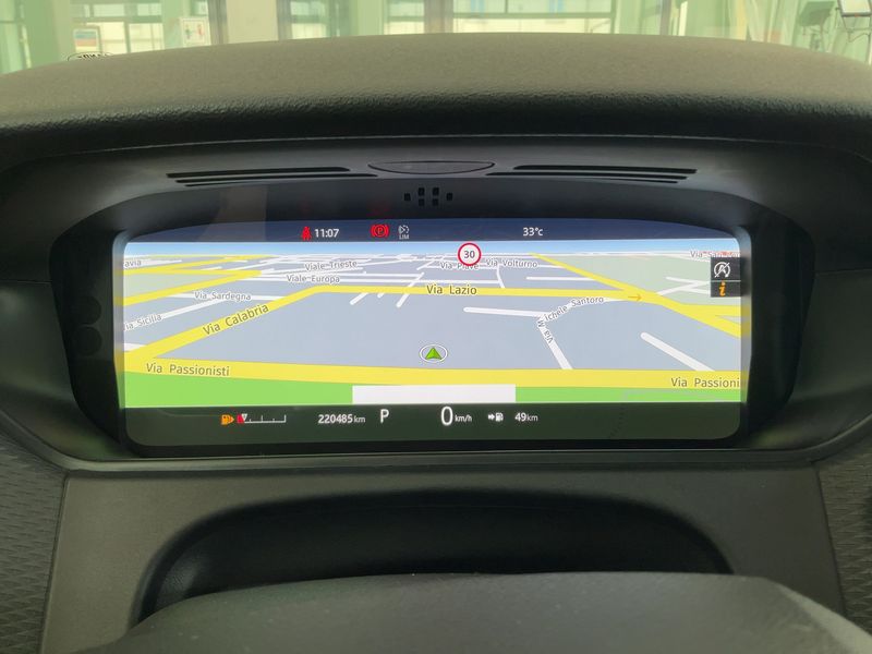 Land Rover Range Rover Velar 2.0 Diesel S R-Dynamic — zdjęcie 13