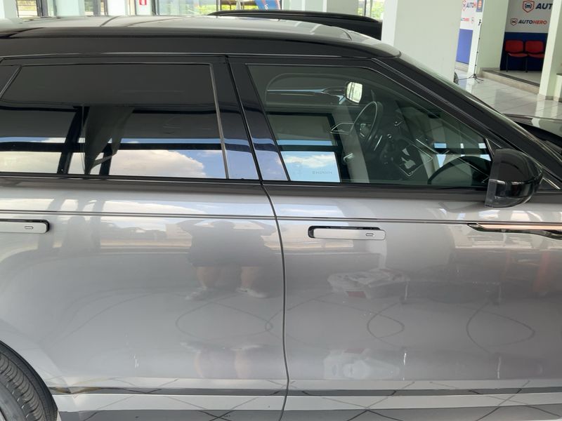 Land Rover Range Rover Velar 2.0 Diesel S R-Dynamic — zdjęcie 7