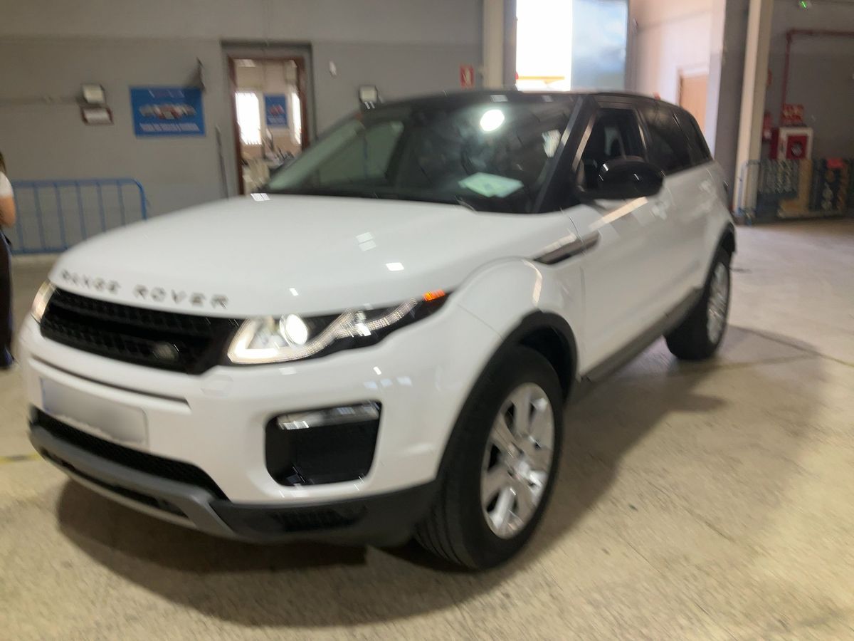 Land Rover 2018