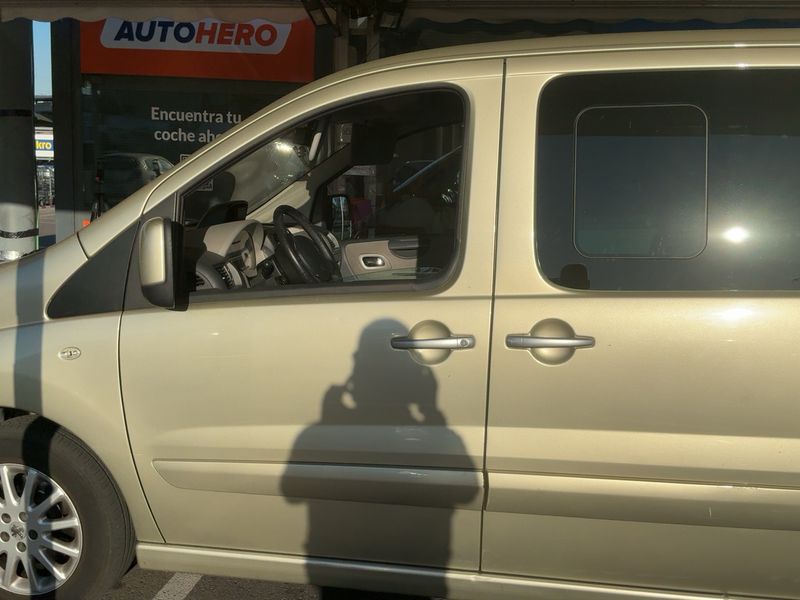 Peugeot Expert 2.0 HDi L2H1 Premium — zdjęcie 4