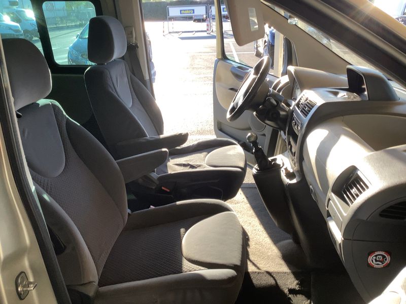 Peugeot Expert 2.0 HDi L2H1 Premium — zdjęcie 11