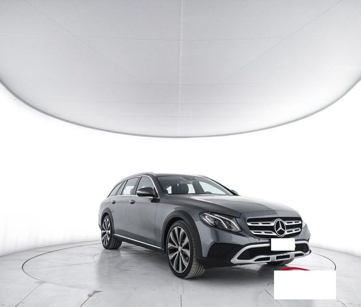 Mercedes-Benz E-Klasse All-Terrain E 220 d All-Terrain 4Matic Business Sport — zdjęcie 6