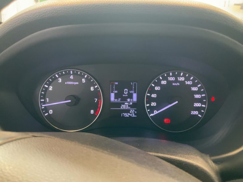 Hyundai i20 1.2 YES! — zdjęcie 13