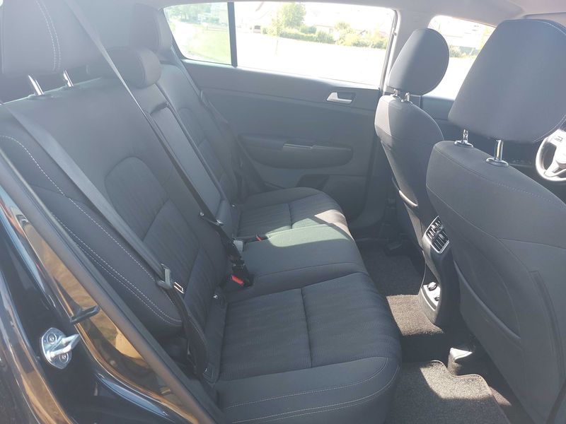 Kia Sportage 1.7 CRDi Active 2WD — zdjęcie 14