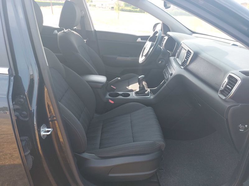 Kia Sportage 1.7 CRDi Active 2WD — zdjęcie 10