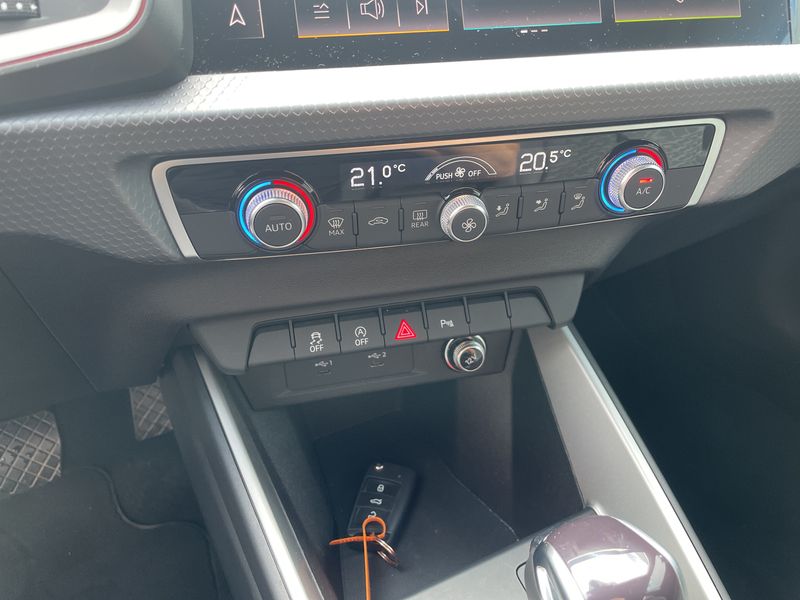 Audi A1 Sportback 30 TFSI S line — zdjęcie 20