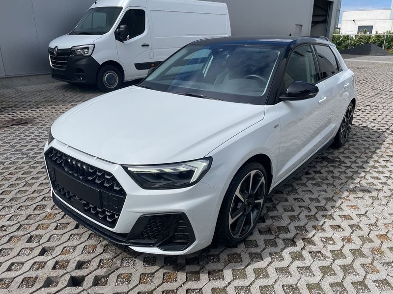 Audi A1 Sportback 30 TFSI S line — zdjęcie 2