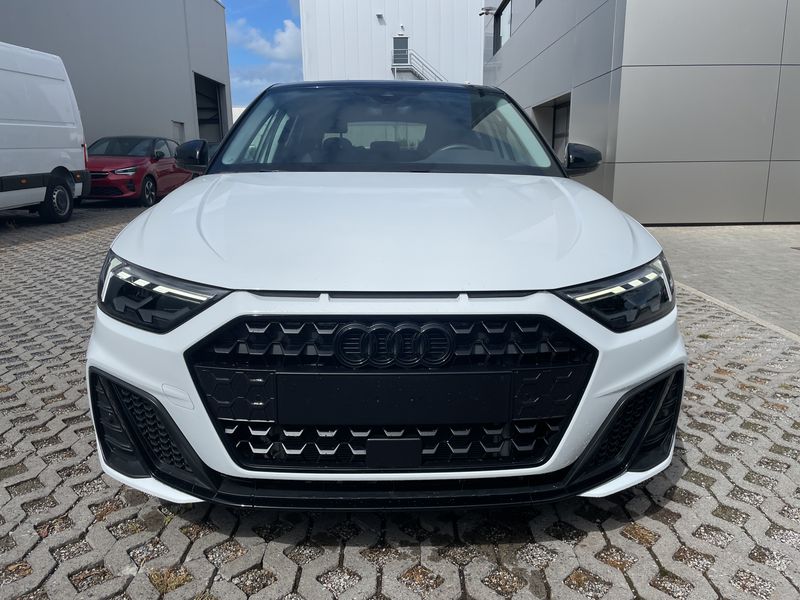 Audi A1 Sportback 30 TFSI S line — zdjęcie 7