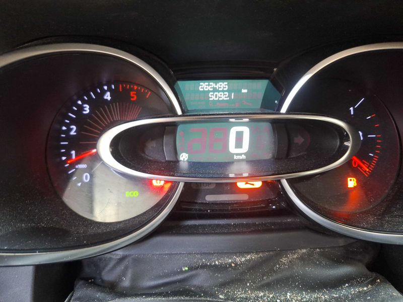 Renault Clio 1.5 dCi Energy Air MediaNav 2016 – снимка 12