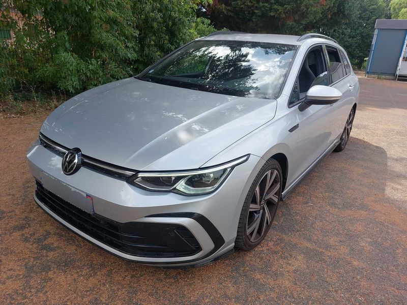 Golf VIII 1.5 eTSI ACT R-Line