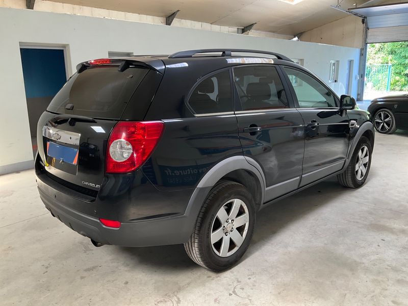 Chevrolet Captiva 2.2 Diesel D LT 2WD — zdjęcie 2