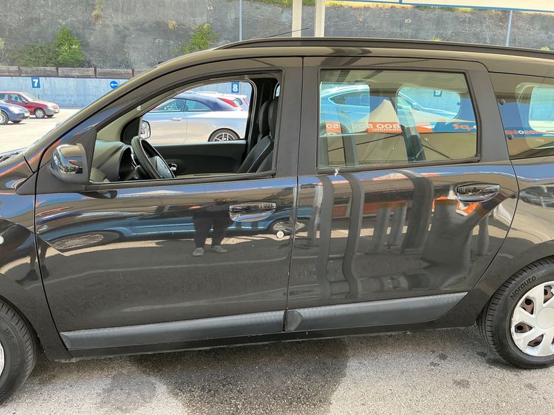 Dacia Lodgy 1.2 TCe Laureate — zdjęcie 4