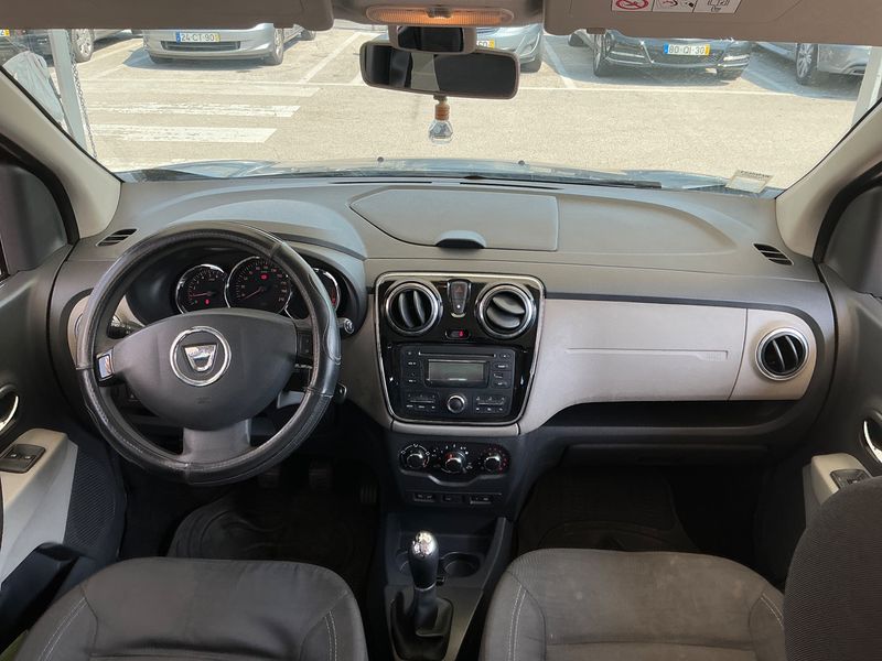 Dacia Lodgy 1.2 TCe Laureate — zdjęcie 12