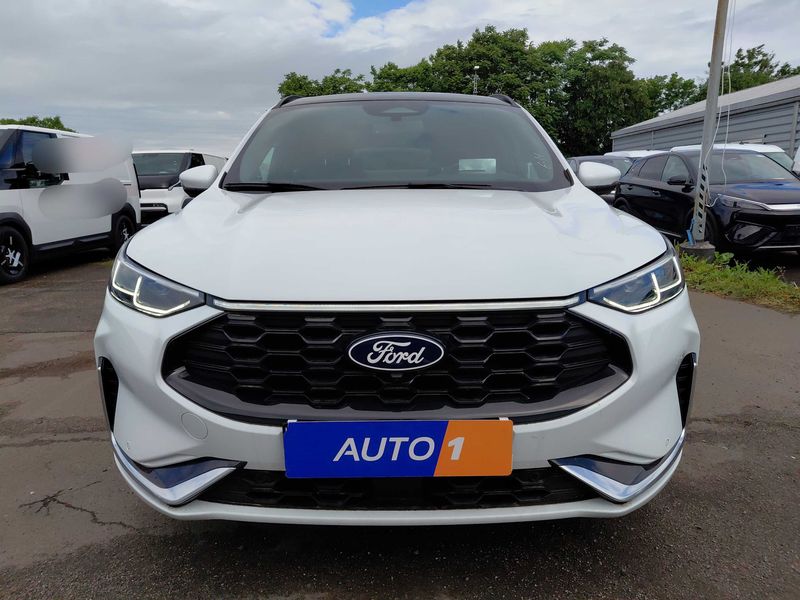 Ford Kuga 1.5 EcoBoost ST-Line X — zdjęcie 7