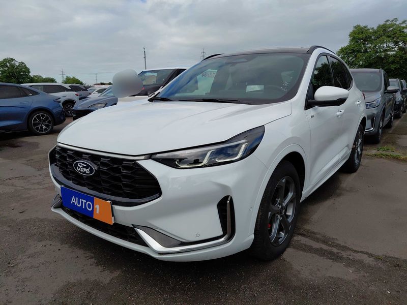 Ford Kuga 1.5 EcoBoost ST-Line X — zdjęcie 1