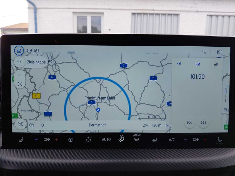 Ford Kuga 1.5 EcoBoost ST-Line X — zdjęcie 13