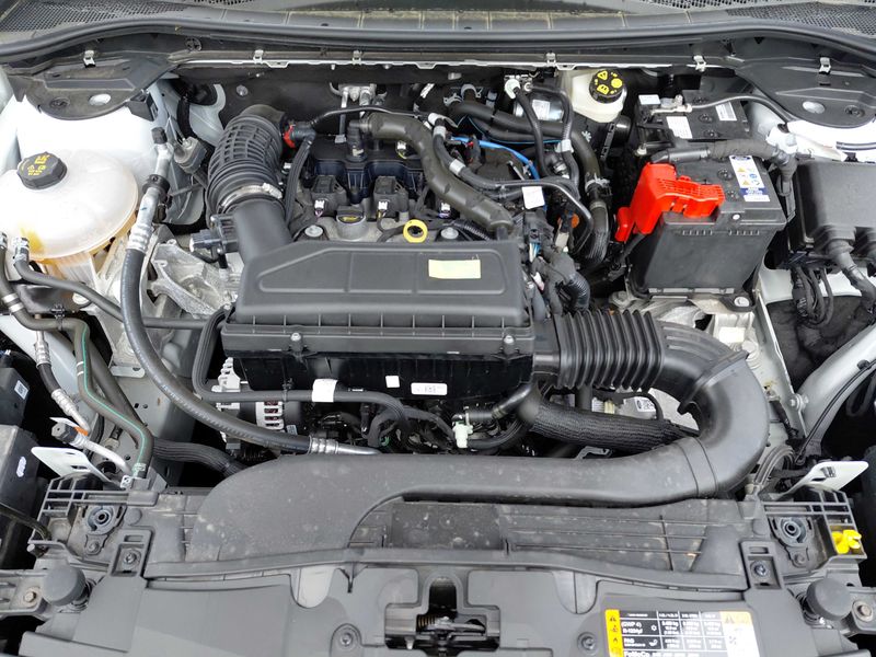 Ford Kuga 1.5 EcoBoost ST-Line X — zdjęcie 8