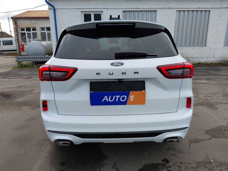 Ford Kuga 1.5 EcoBoost ST-Line X — zdjęcie 4
