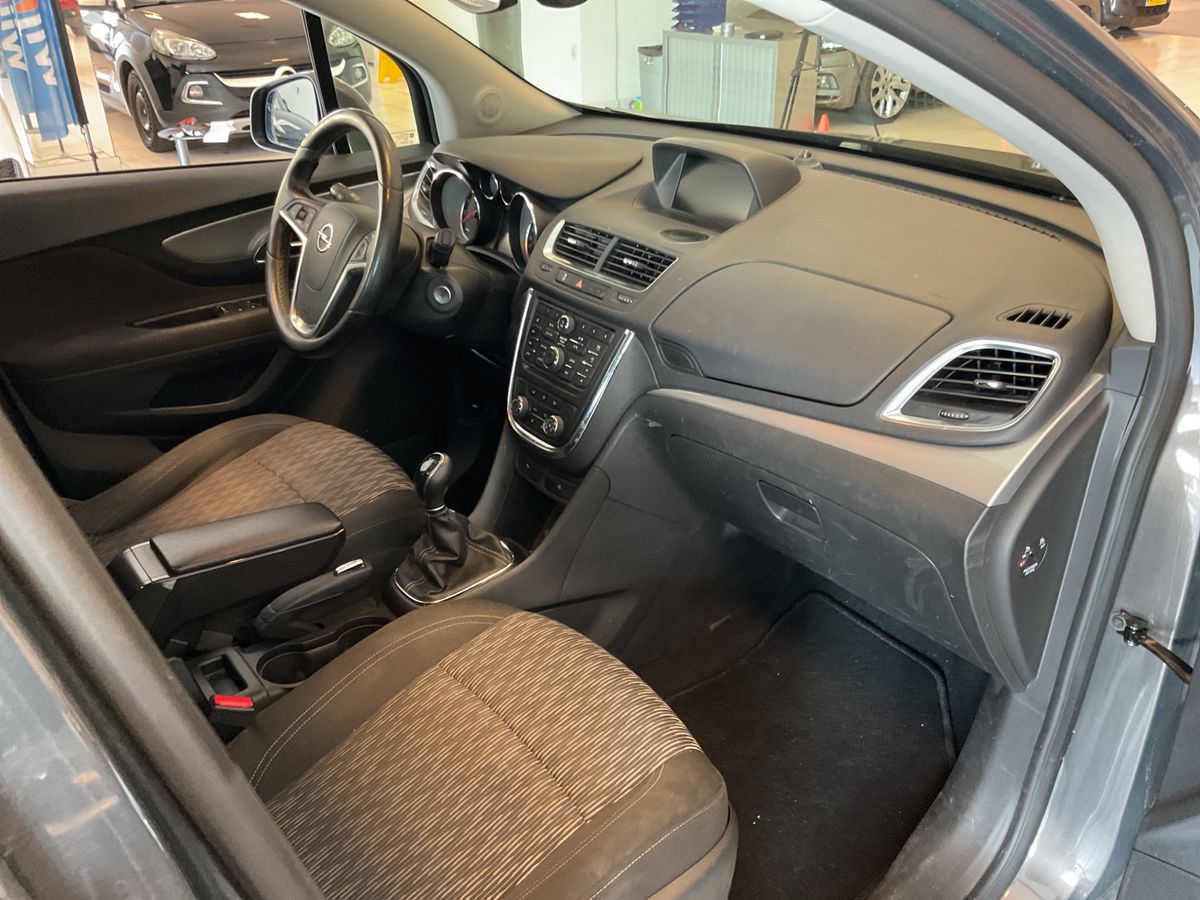 Opel Mokka 2016 — photo 34