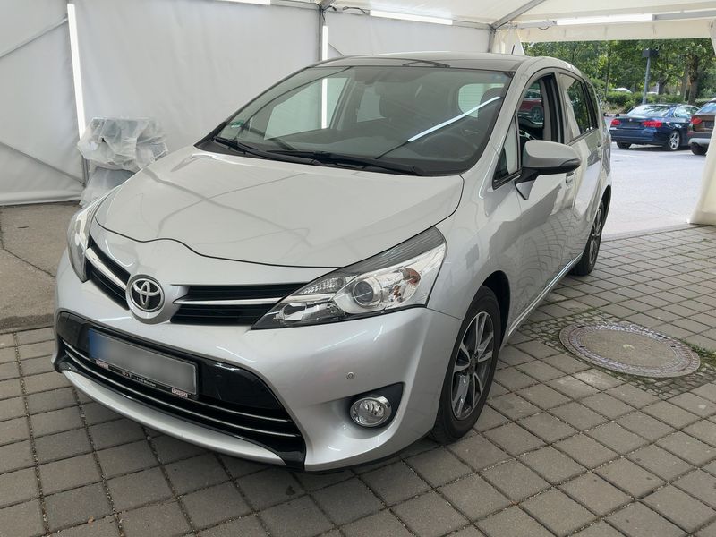 Toyota Verso 1.6 D-4D SkyView Edition
