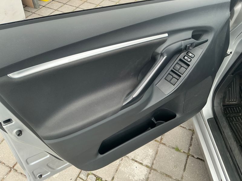 Toyota Verso 1.6 D-4D SkyView Edition 2014 – снимка 23