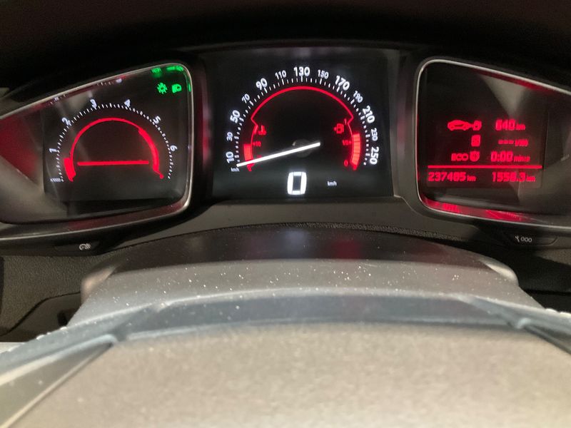 Citroen DS5 1.6 Blue-HDi SoChic — zdjęcie 13