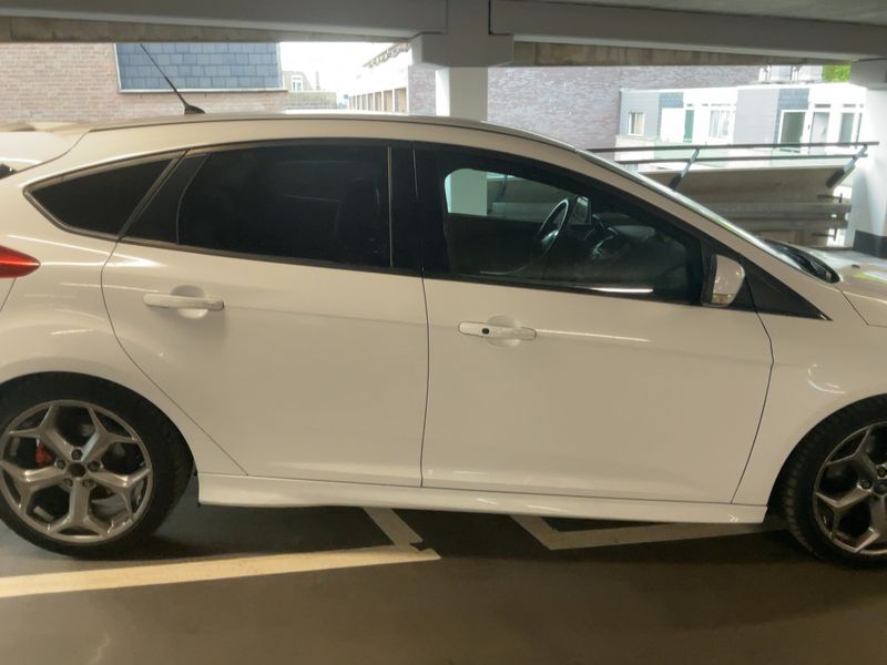 Ford Focus 2.0 EcoBoost ST 2013 – снимка 10