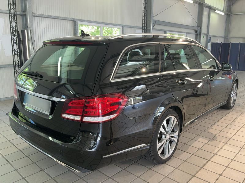 Mercedes-Benz E-Klasse E 220 CDI T BlueTEC Avantgarde 2015 – снимка 8