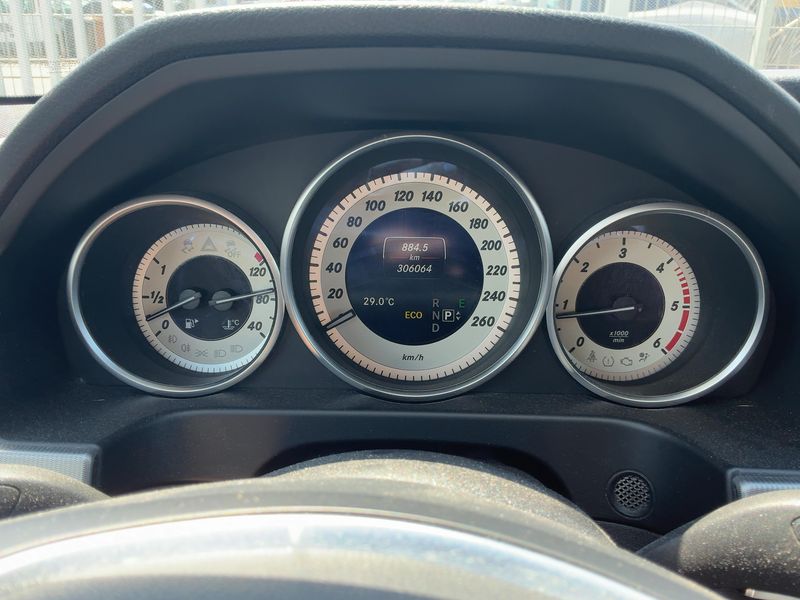 Mercedes-Benz E-Klasse E 220 CDI T BlueTEC Avantgarde 2015 – снимка 18