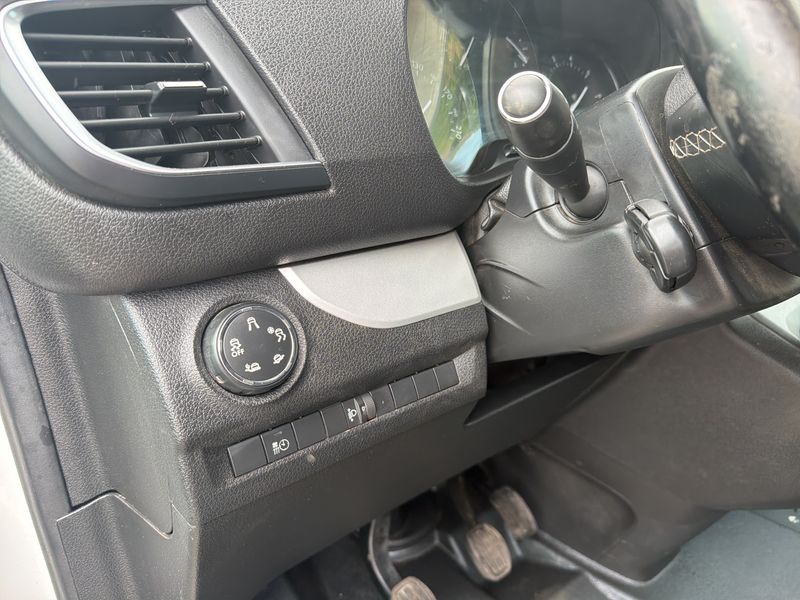 Opel Zafira Life 2.0 Diesel M Selection L2 — zdjęcie 19