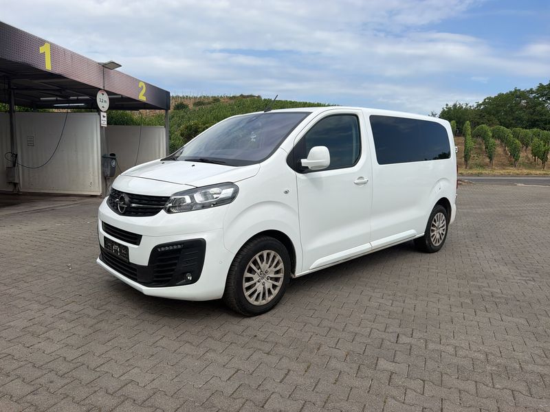 Opel Zafira Life 2.0 Diesel M Selection L2 — zdjęcie 2