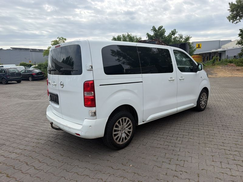 Opel Zafira Life 2.0 Diesel M Selection L2 — zdjęcie 5