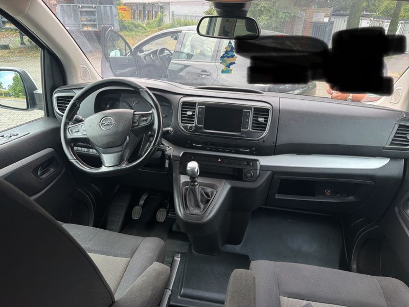 Opel Zafira Life 2.0 Diesel M Selection L2 — zdjęcie 11