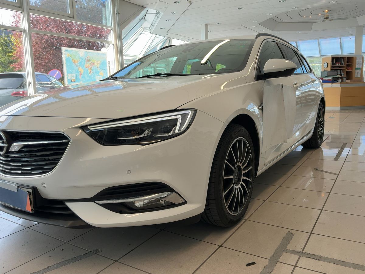Opel Insignia 2020 — photo 1