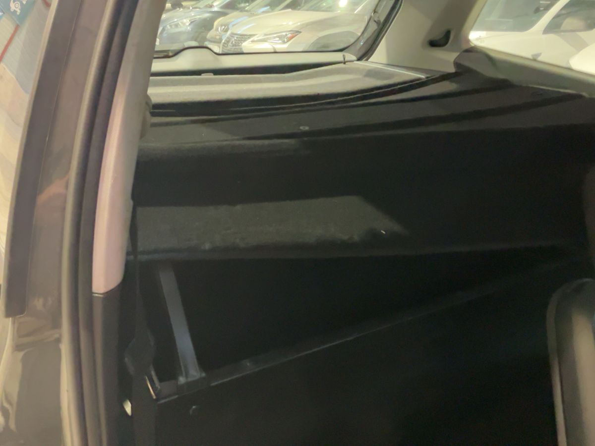Volkswagen Polo 2015 — photo 20