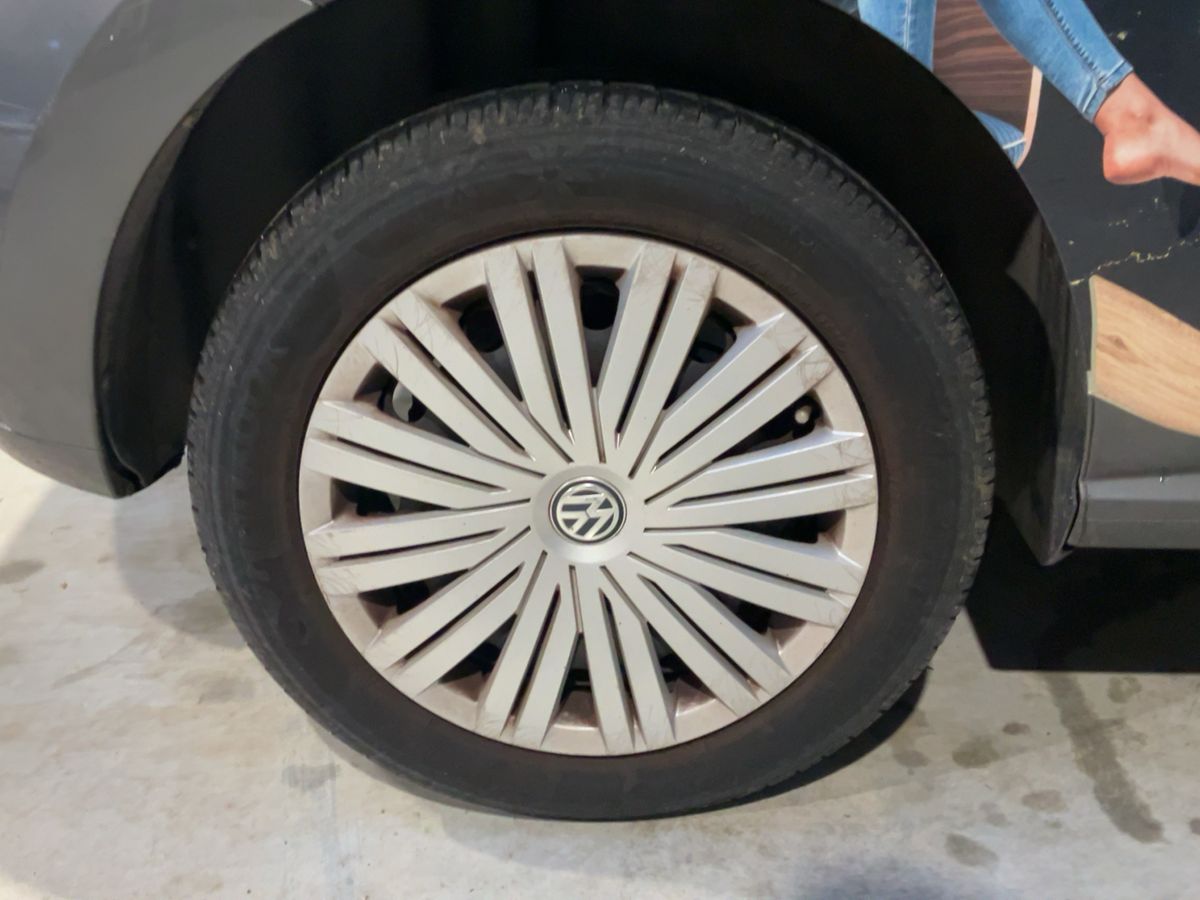 Volkswagen Polo 2015 — photo 10