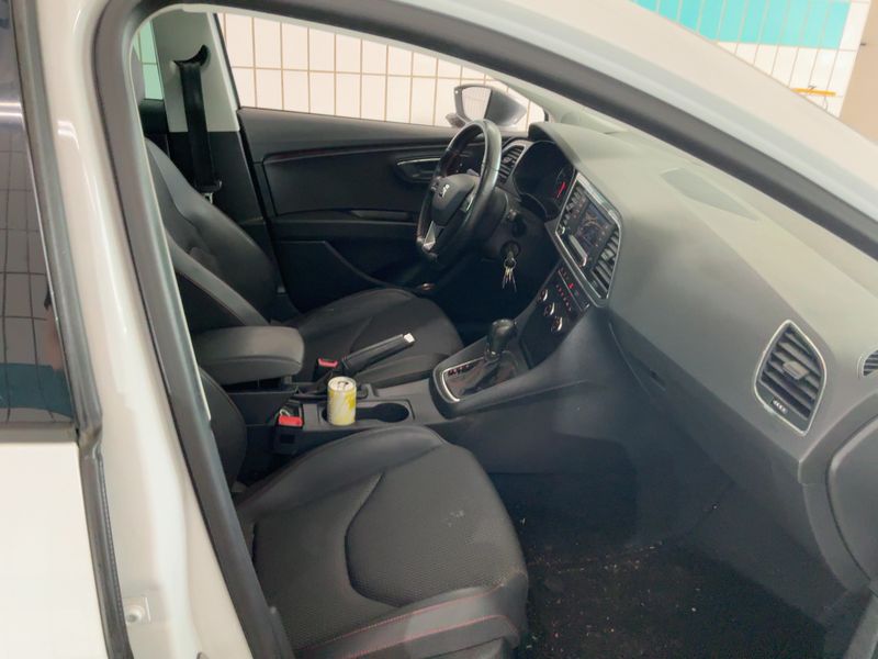 Seat Leon 1.8 TSI FR — zdjęcie 11
